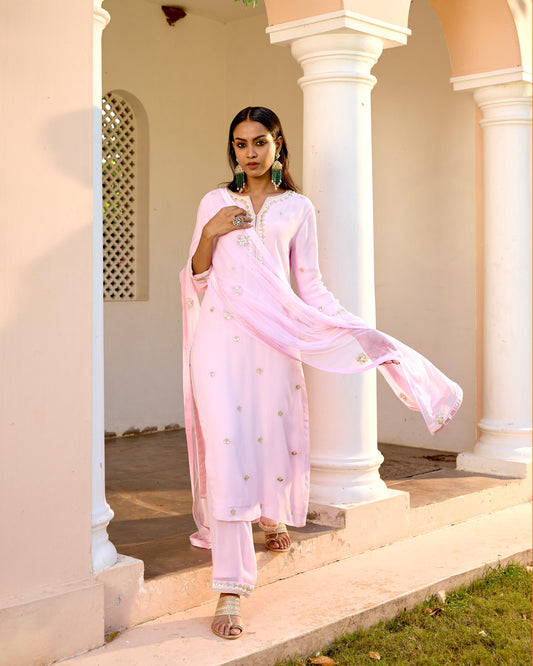 Mastaani Pink Kurta Set with Gota Patti
