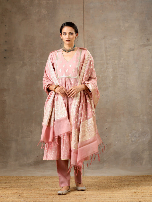 Chanderi Silk Yoke Kurta in Onion Pink Color