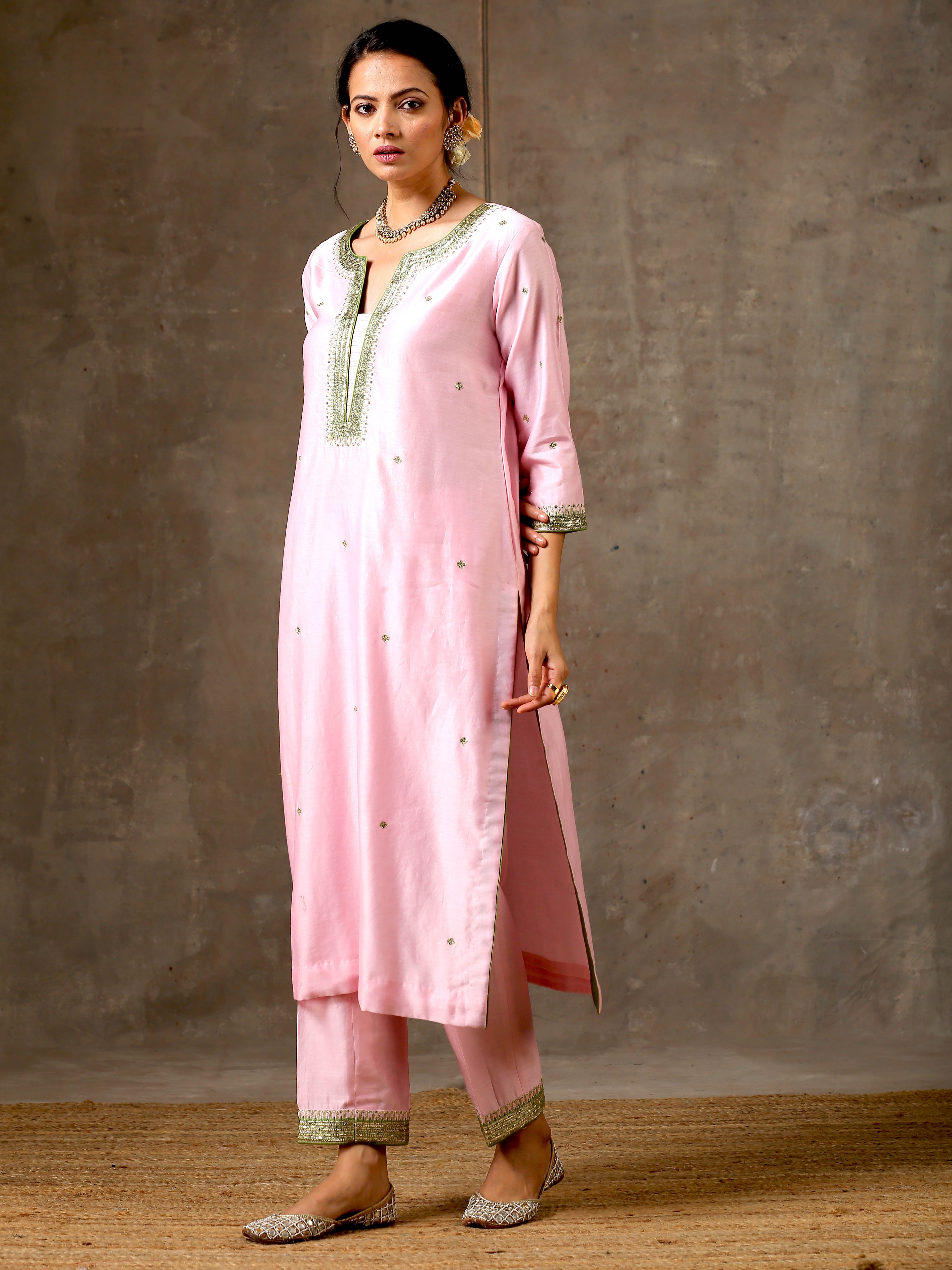 Malhaar Chanderi Silk  Ensemble (S- Pink