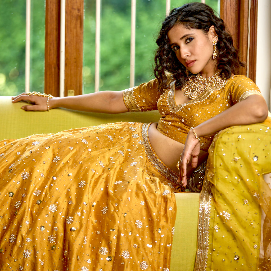 Mastaani Golden Nakshi Lehenga: A Regal Marvel