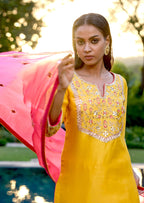 Mastaani Yellow Pink Nakshi Kurta Set