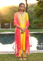 Mastaani Yellow Pink Nakshi Kurta Set