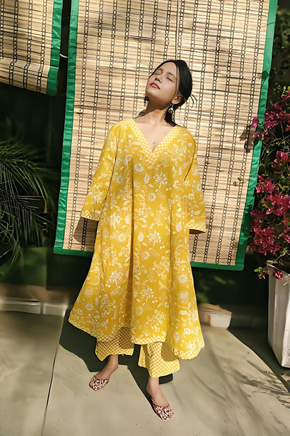 Stylish Indian workwear with pockets