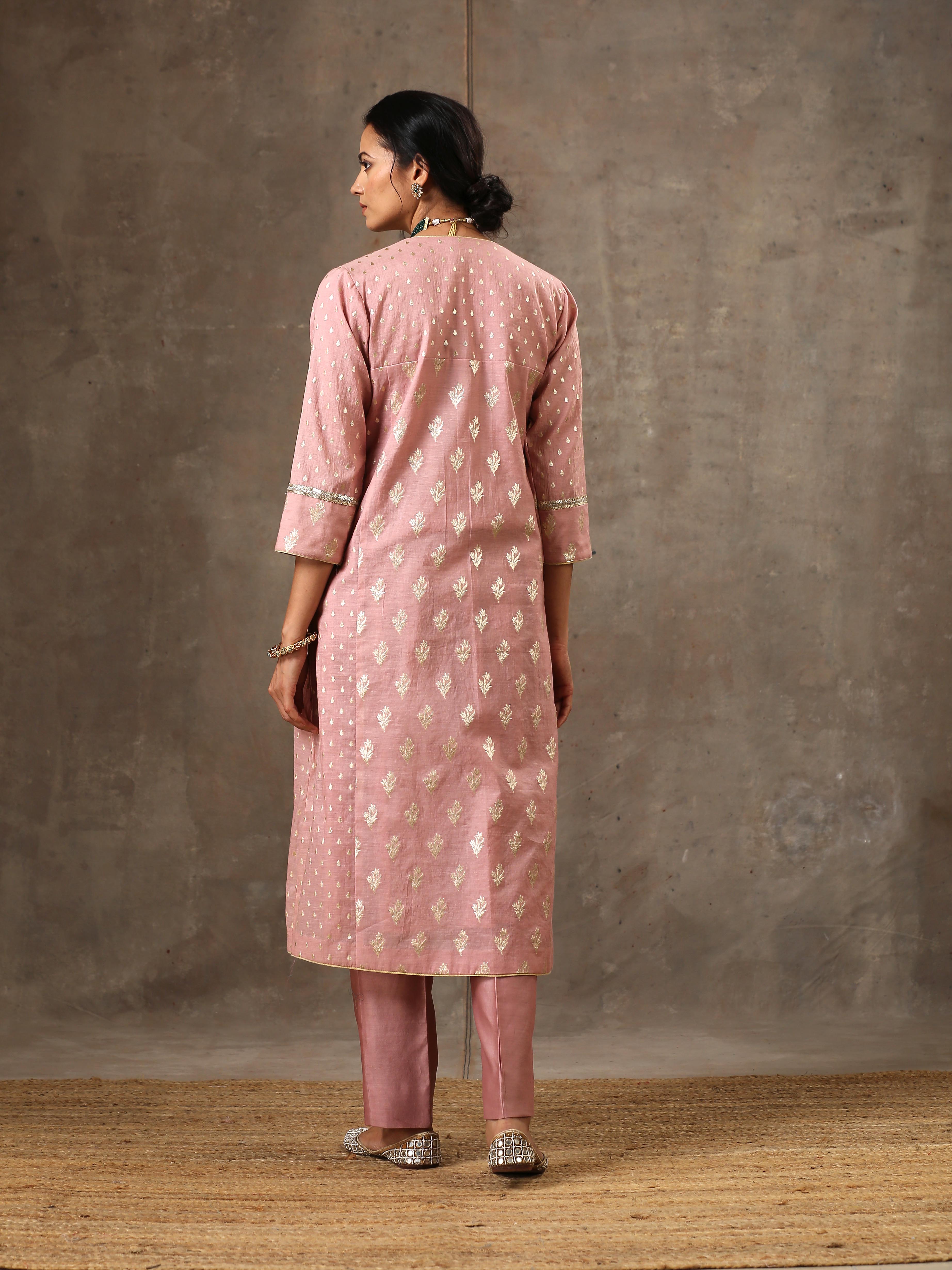 Chanderi Silk Yoke Kurta in Onion Pink Color