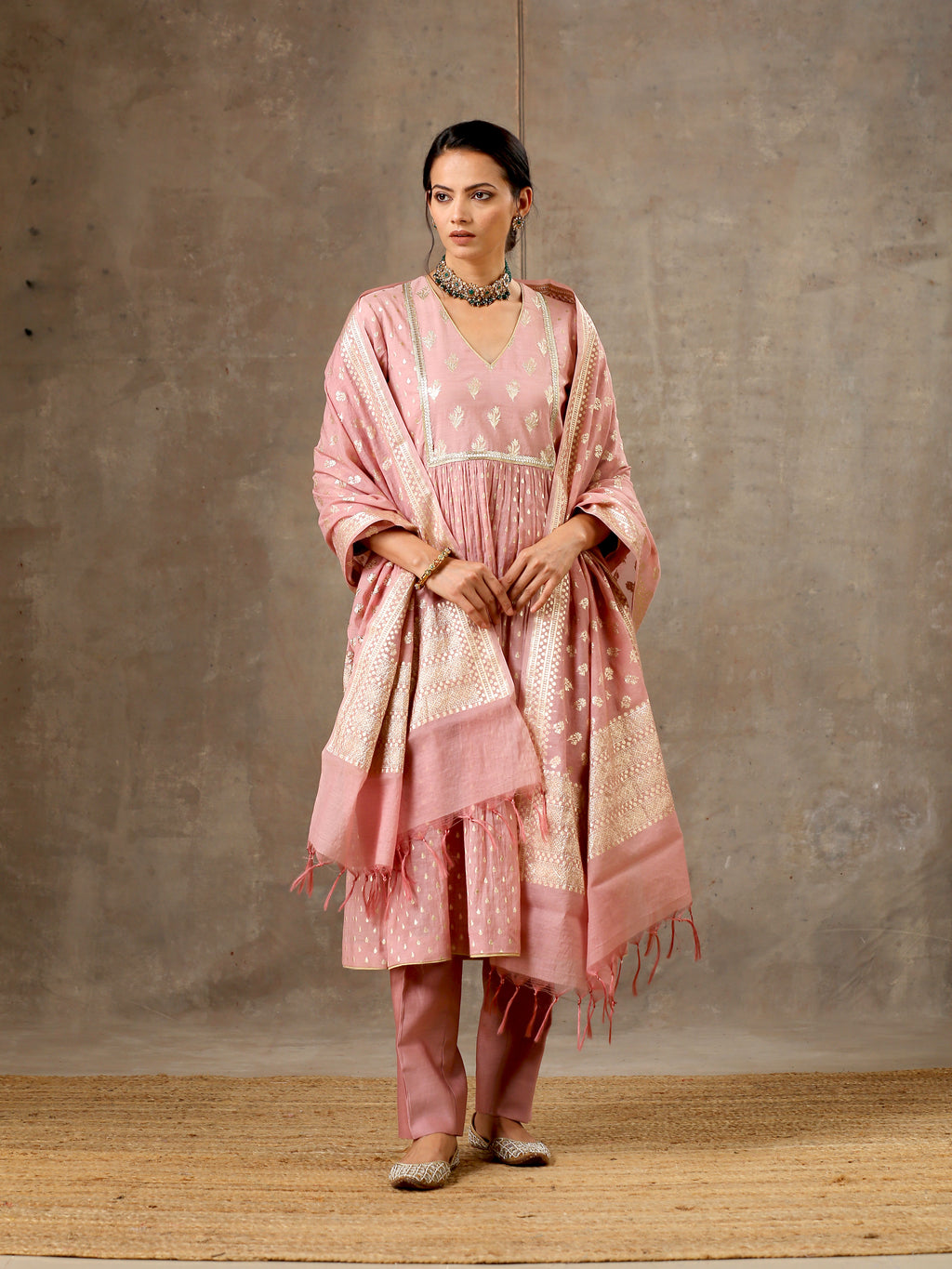 Chanderi Silk Yoke Kurta in Onion Pink Color