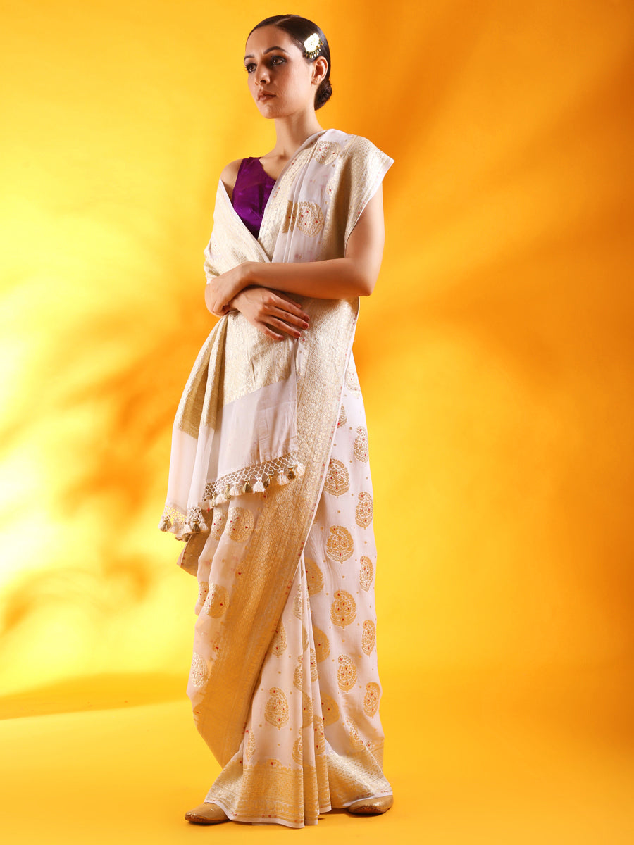 White Khaddi Georgette Saree with Kadhua Buttis